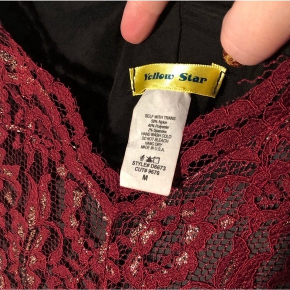 ModCloth - Red And Gold lace dress - Size Medium - Picture 6 of 8